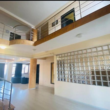 Apartament Central Apartment คอนสตันซา ภายนอก รูปภาพ