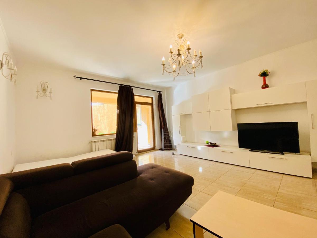 Apartament Central Apartment คอนสตันซา ภายนอก รูปภาพ