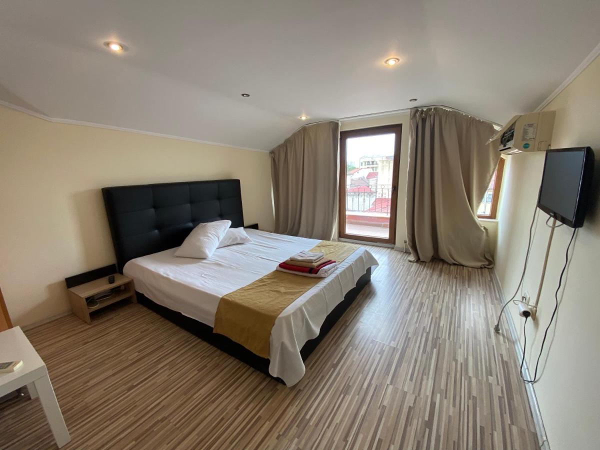Apartament Central Apartment คอนสตันซา ภายนอก รูปภาพ