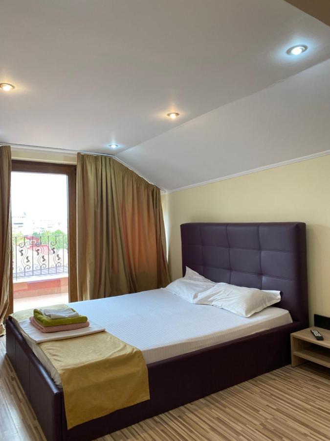 Apartament Central Apartment คอนสตันซา ภายนอก รูปภาพ