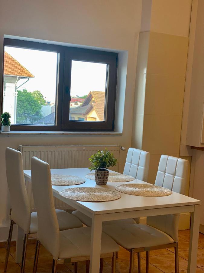 Apartament Central Apartment คอนสตันซา ภายนอก รูปภาพ
