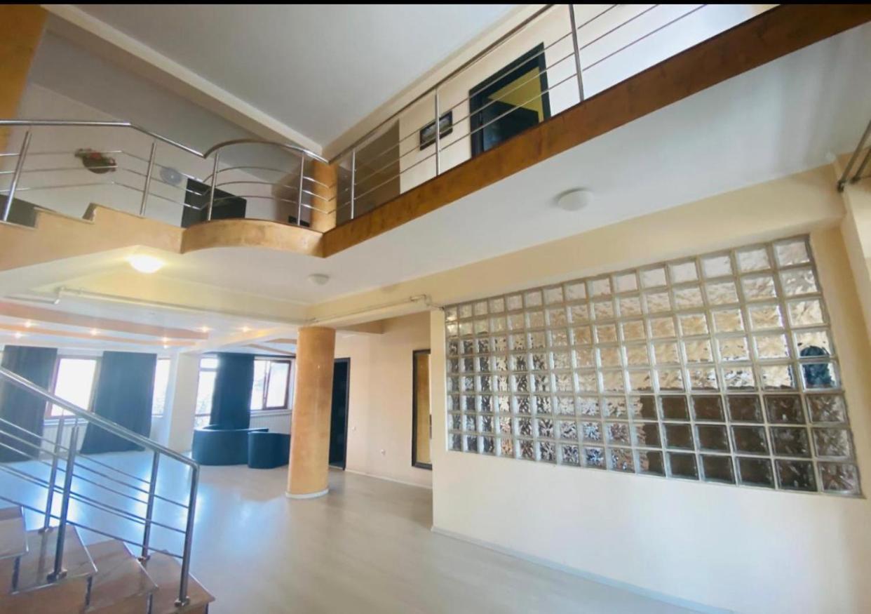 Apartament Central Apartment คอนสตันซา ภายนอก รูปภาพ